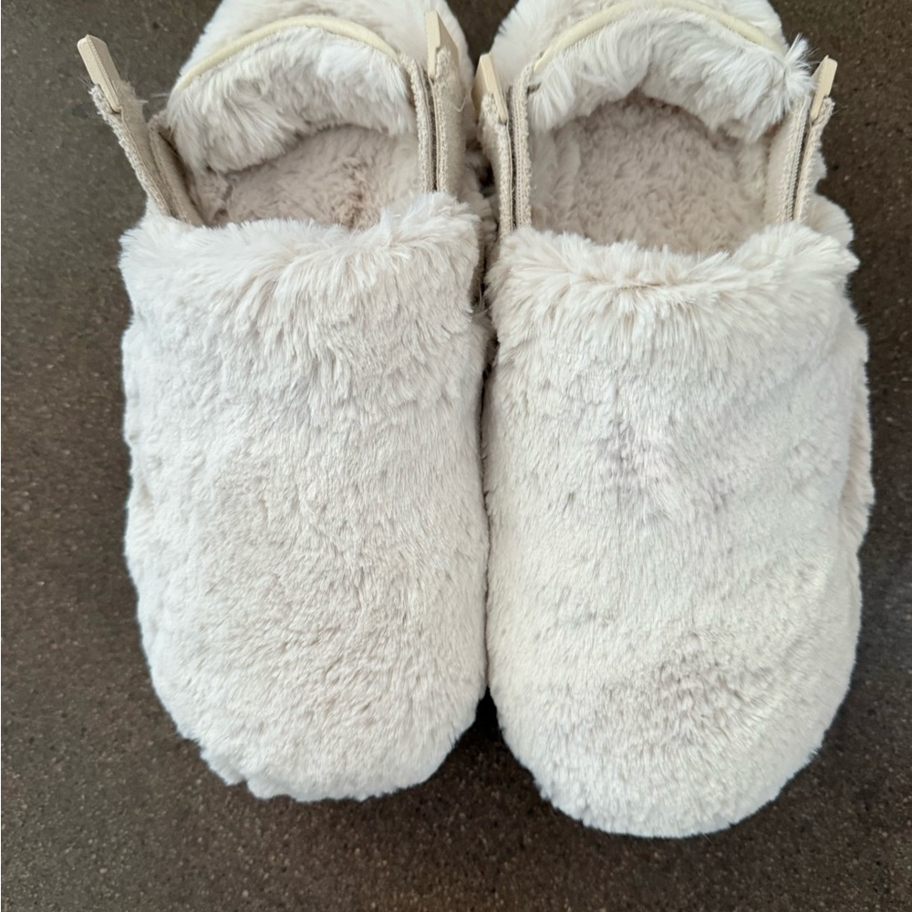 Nike® Calm SE slides NWOT size 8
